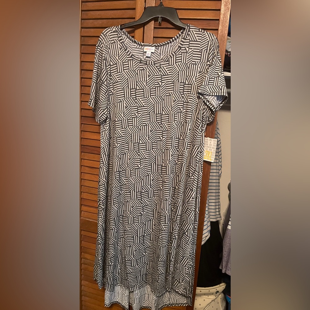 LuLaRoe Black and White Geometric Midi Dress